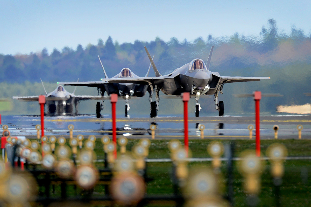01_RAF_Lakenheath_군사시설_위키미디어.jpg